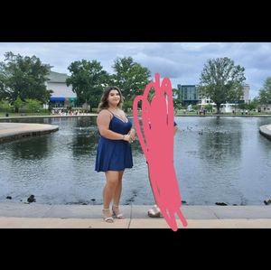 Homecoming / prom dress